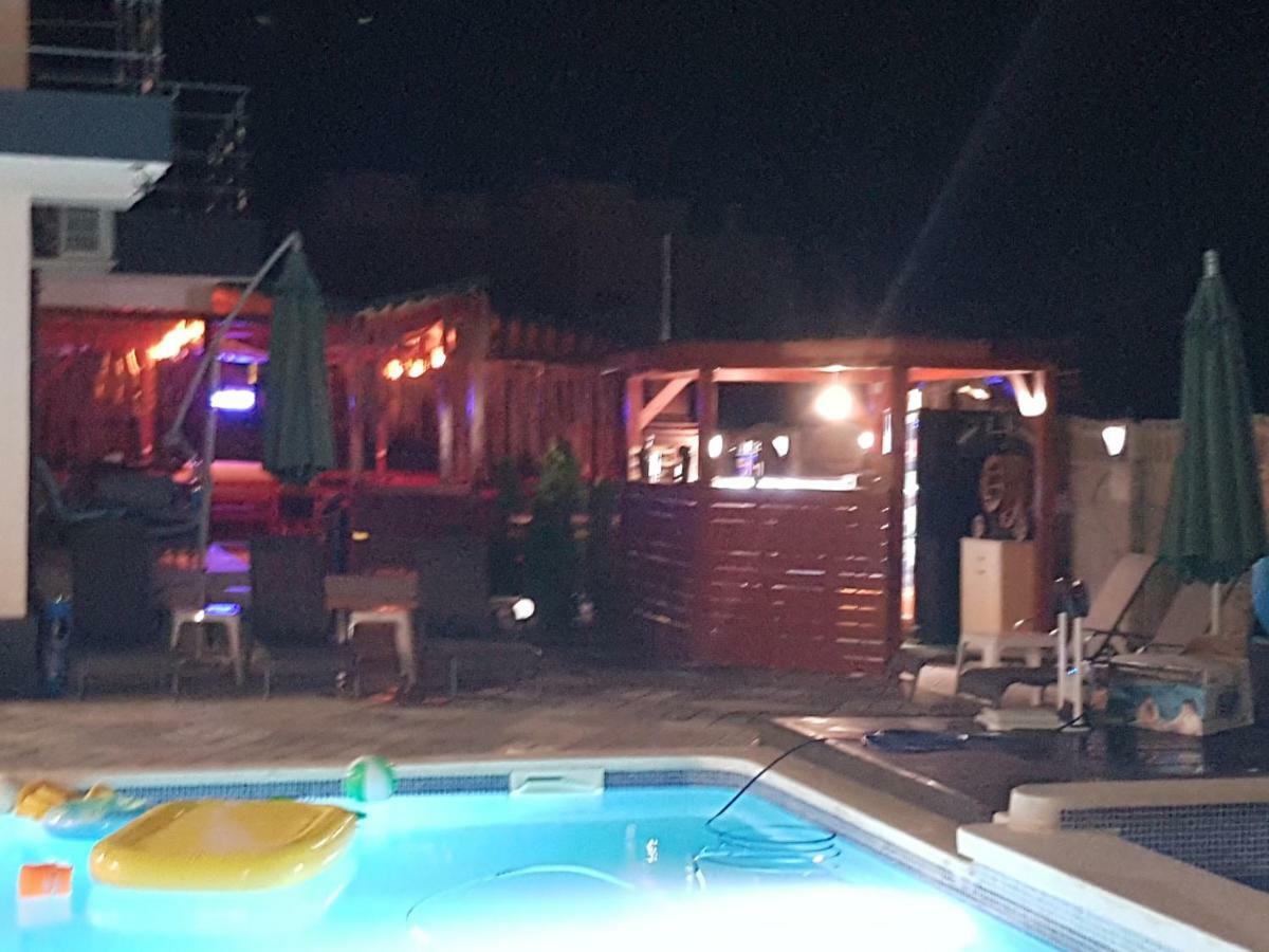 Hotel Cool Breeze - Mamaia Nord Năvodari Zewnętrze zdjęcie