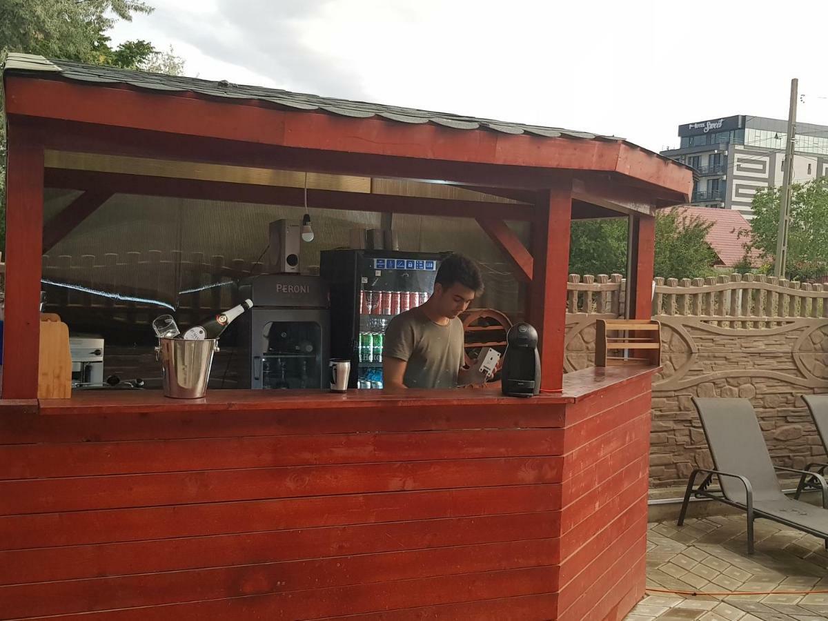 Hotel Cool Breeze - Mamaia Nord Năvodari Zewnętrze zdjęcie